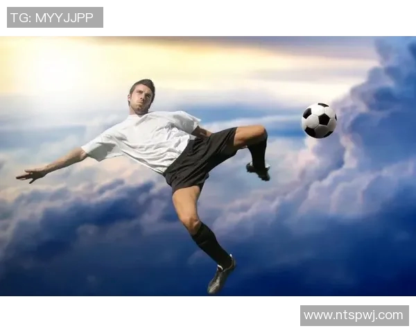 外国女孩眼中的足球明星魅力与梦想交织的精彩瞬间