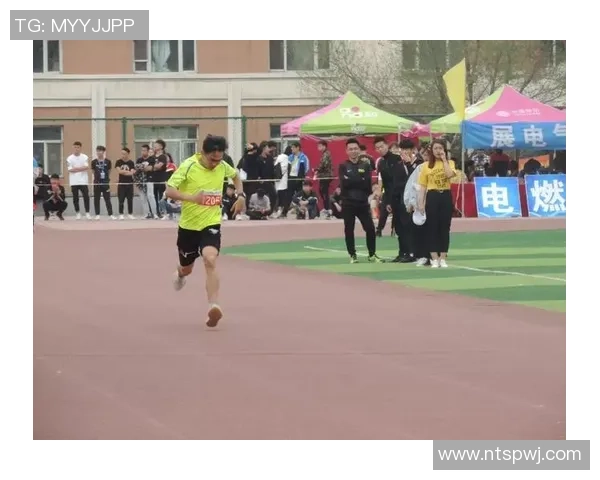 李静:从绿茵场到人生舞台的深度对话与启示 李静:从绿茵场到人生舞台的深度对话与启示